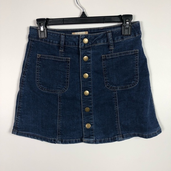 Altar’d state mini skirt - Picture 3 of 6